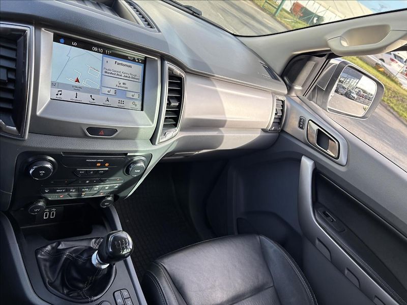 Ford Ranger 3,2 Limited 147kW DPH - fotka 35 z 37