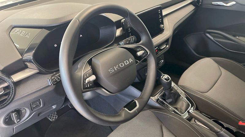 Škoda Fabia (2025) Selection 1.0 MPI 59kW - fotka 21 z 28