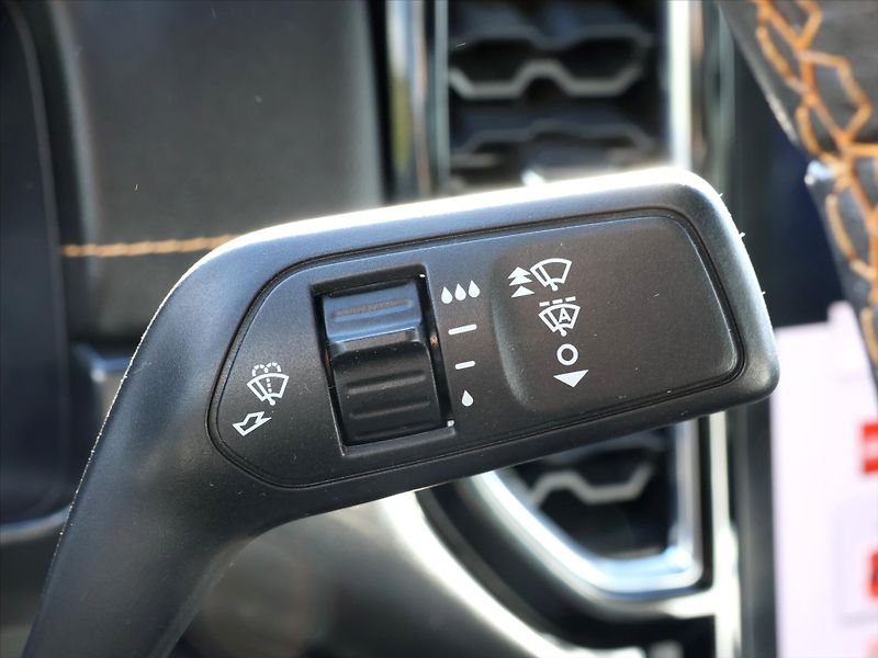 Ford Ranger 3,0 V6 TDi Double Cab Wildtrak - fotka 21 z 37