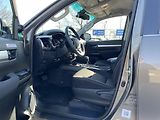 Toyota Hilux 2.8D Executive ODBĚR 3/2027 - náhled 11