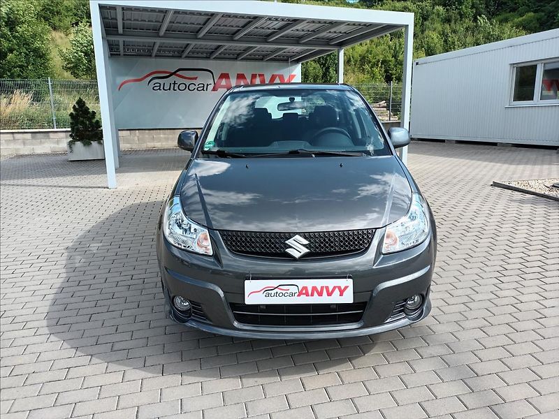 Suzuki SX4 1,6 REZERVACE - fotka 2 z 47
