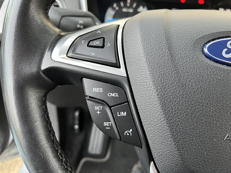 Ford Mondeo (2019) 2.0TDCi NAVI WINTER PDC ALU - fotka 27 z 35