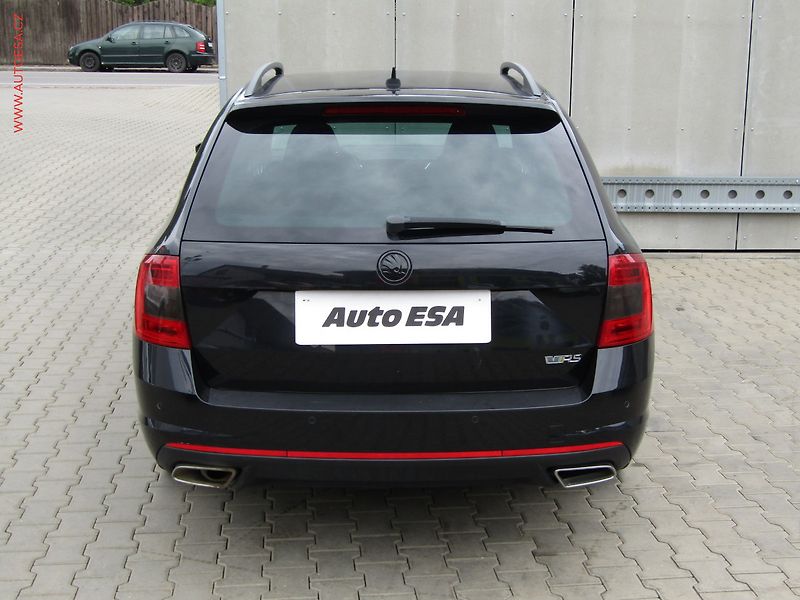 Škoda Octavia (2014) 2.0 TDi, RS, DSG - fotka 5 z 18