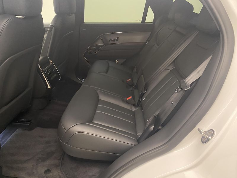Land Rover Range Rover Sport (2025) D300 DYNAMIC SE AWD  - fotka 6 z 60