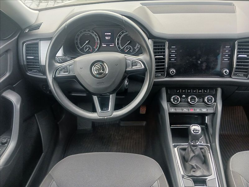 Škoda Kodiaq 2,0 TDI 4x4 AMBITION 1. maj- - fotka 14 z 24