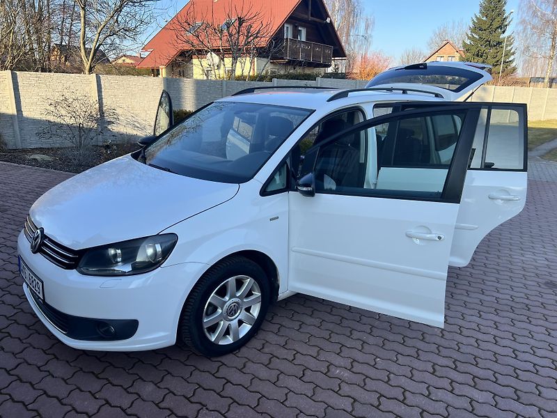 Volkswagen Touran 1.6TDI 77KW,MATCH,NAVI,DSG,DIG - fotka 26 z 46