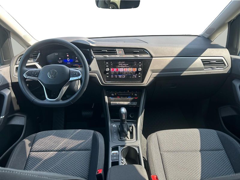 Volkswagen Touran 1.5TSi People DSG - fotka 10 z 25