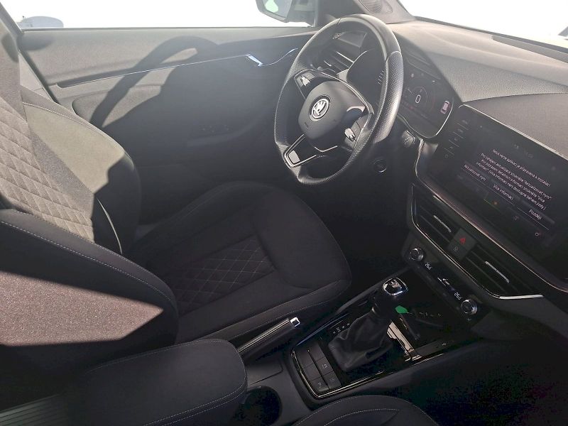Škoda Kamiq (2021) 1.0 TSI / 81 kW / 7DSG / STYLE - fotka 21 z 35