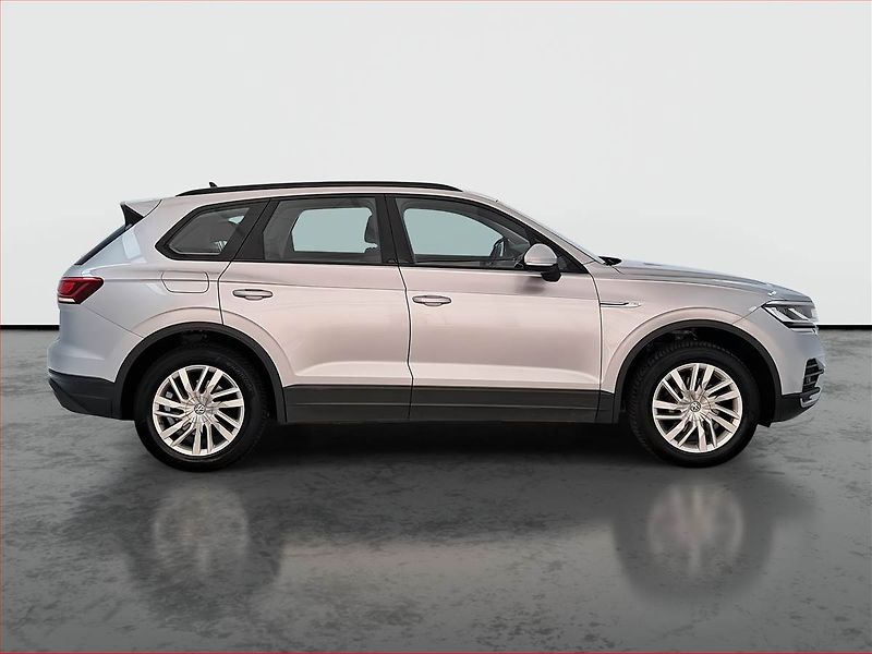 Volkswagen Touareg (2019) 3.0 TDI - fotka 6 z 21