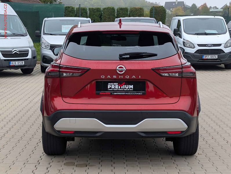 Nissan Qashqai (2022) 1.3DIG-T, 2.maj,ČR, LED - fotka 5 z 21