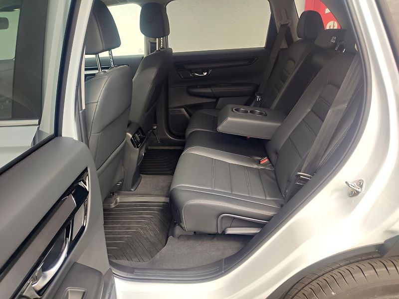 Honda CR-V (2026) 2.0 e:HEV ELEGANCE MR2026 AWD - fotka 25 z 36