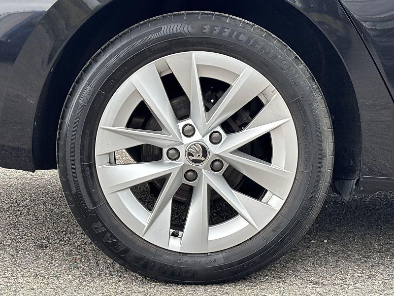 Škoda Octavia (2022) 2.0 TDI Style + - fotka 28 z 31