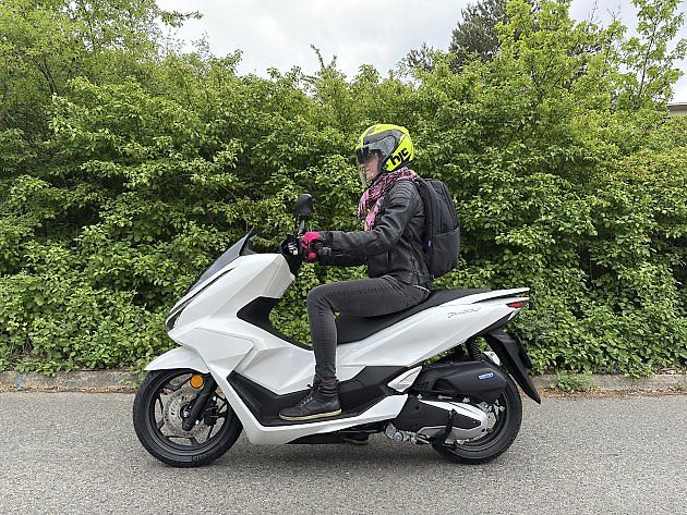 Takto sedí PCX jezdci s výškou 172 cm., zdroj: Deník/Viola Procházková