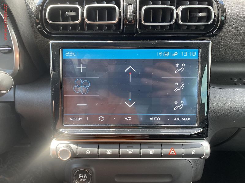 Citroën C3 Aircross (2024) 1.2PT, Shine, navi, kamera - fotka 17 z 18