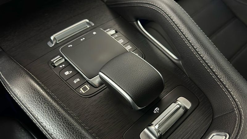 Mercedes-Benz GLS ZÁRUKA / TOP STAV I VÝBAVA - fotka 45 z 73