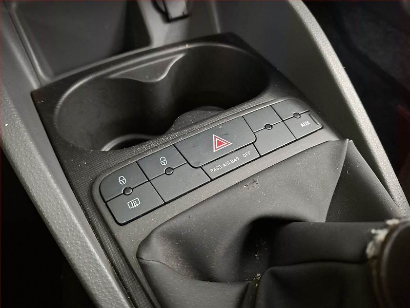 Seat Ibiza (2011) 1.2 TSI, Serv.kniha, Tempomat - fotka 14 z 15