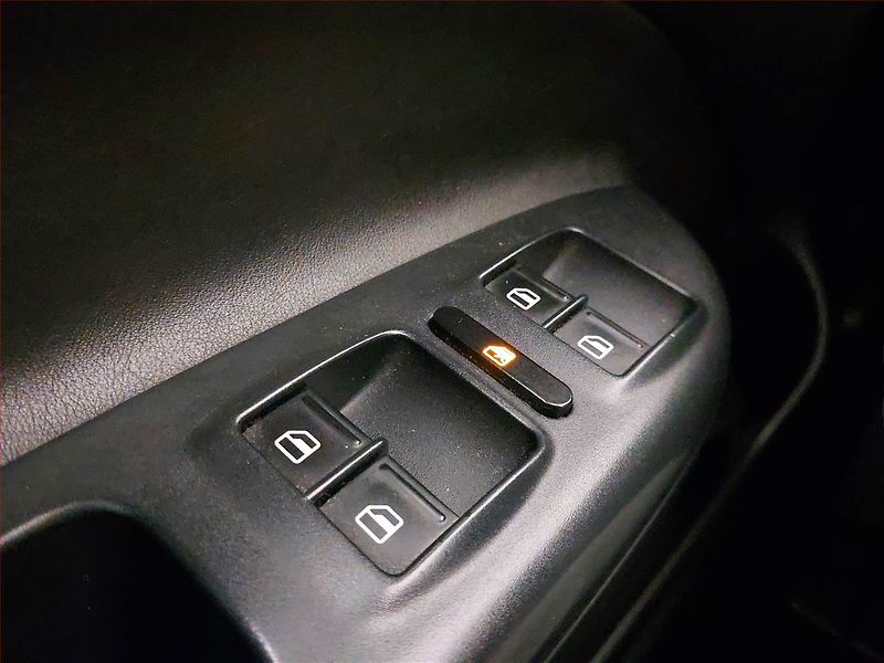 Škoda Octavia (2011) Elegance 2.0 TDI, Serv.kniha - fotka 18 z 19