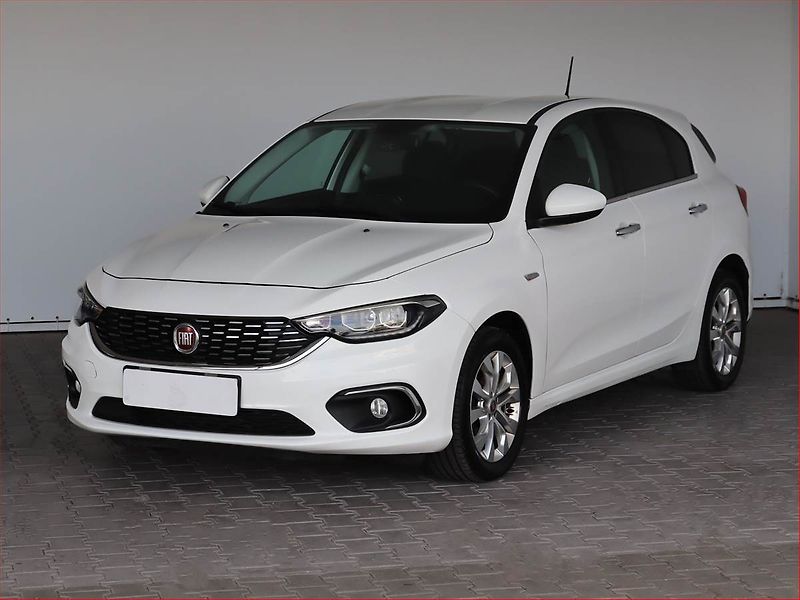 Fiat Tipo (2017) 1.4 T-Jet, Serv.kniha, Navi - fotka 2 z 22