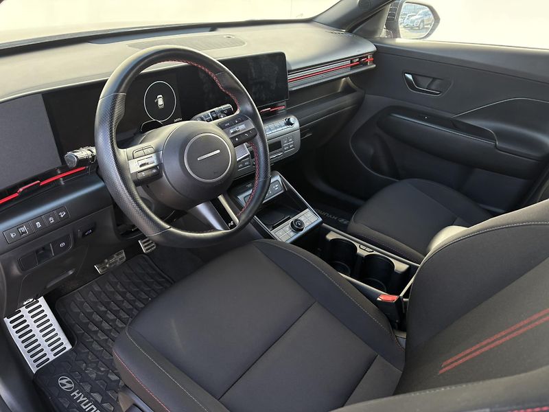 Hyundai Kona 1.6 T-GDI 145kW DCT AWD N-Line - fotka 10 z 22