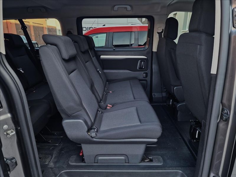 Toyota ProAce Verso 2.0 D-4d 106kw L2 Shuttle, ČR - fotka 15 z 50