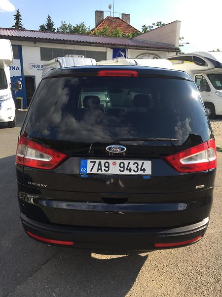 Ford Galaxy (2007) Ghia - 2,0TDCi - fotka 7 z 25