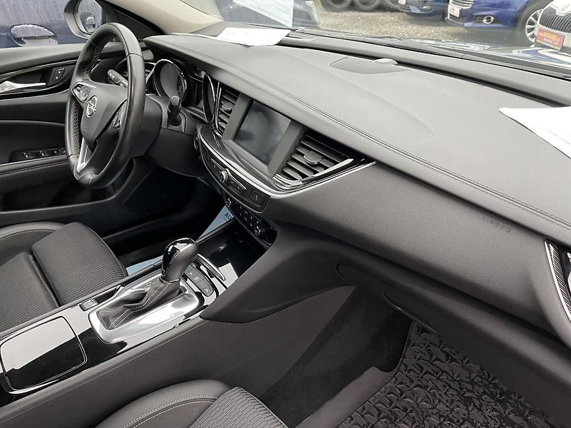 Opel Insignia 1.5 T AT Innovat-Sport DPH ČR! - fotka 30 z 44