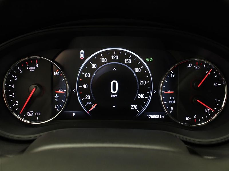 Opel Insignia 2,0 GSI 191kW 4x4 Bose Výprode - fotka 24 z 24