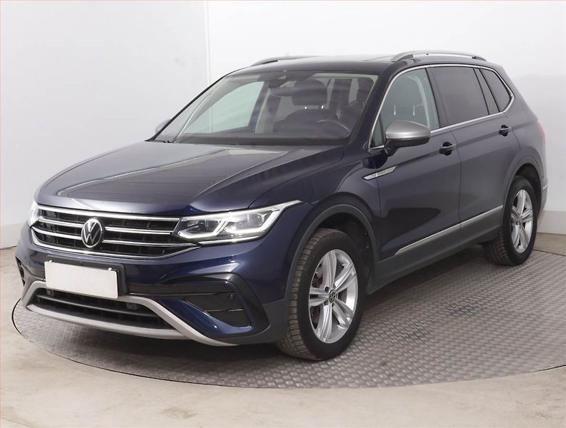 Volkswagen Tiguan (2023) Elegance 2.0 TDI - fotka 2 z 18