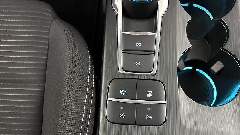 Ford Focus 1.5 Ecoblue AUT Titanium Kombi - fotka 23 z 26