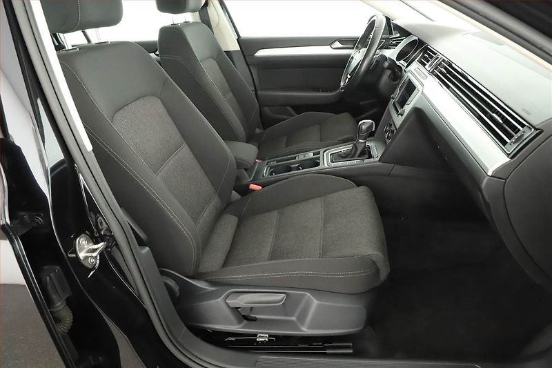Volkswagen Passat (2016) Comfortline 2.0 TDI, Automat - fotka 7 z 18