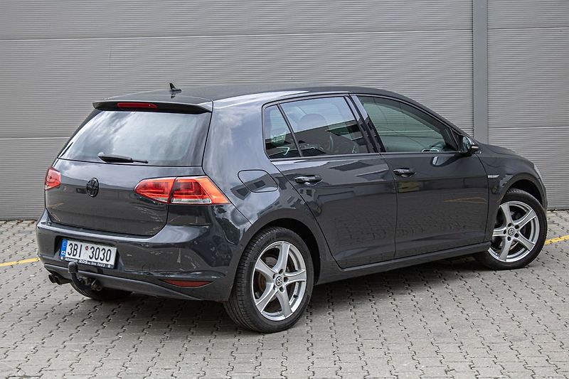 Volkswagen Golf - fotka 6 z 33