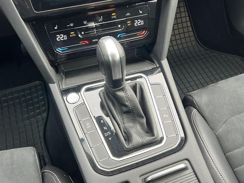 Volkswagen Passat (2023) 2.0TDI 147kW 4X4 DSG TAŽNÉ  - fotka 16 z 27