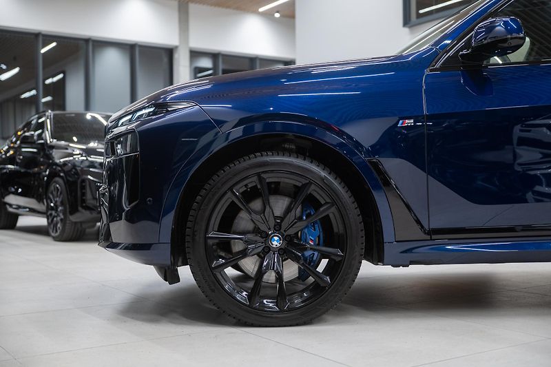 BMW X7 (2024) 40d M-SPORT MASÁŽ NEZÁVISLÉ TZ - fotka 7 z 67