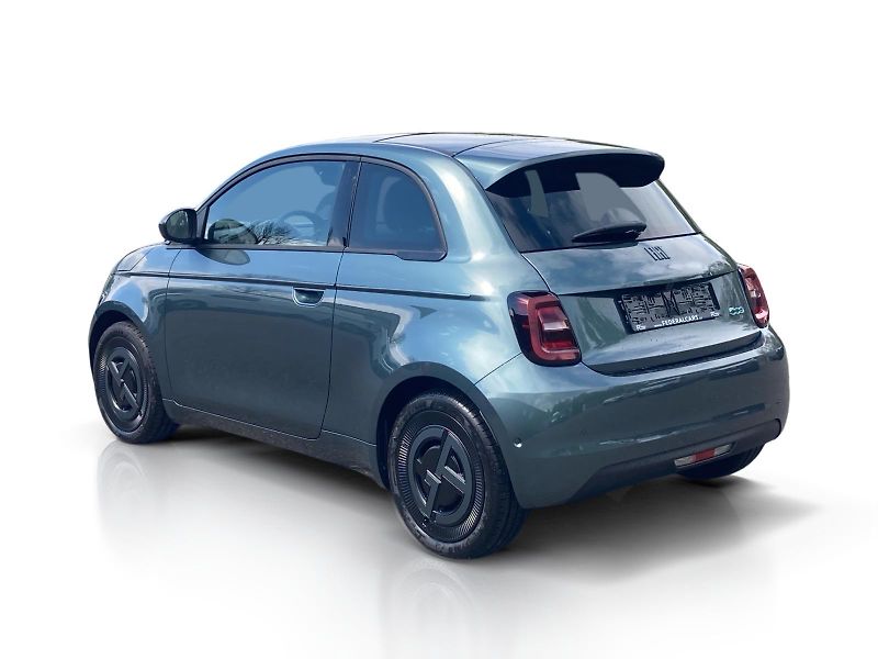 Fiat 500 (2026) Giorgio Armani Hatchback 118k  - fotka 3 z 15