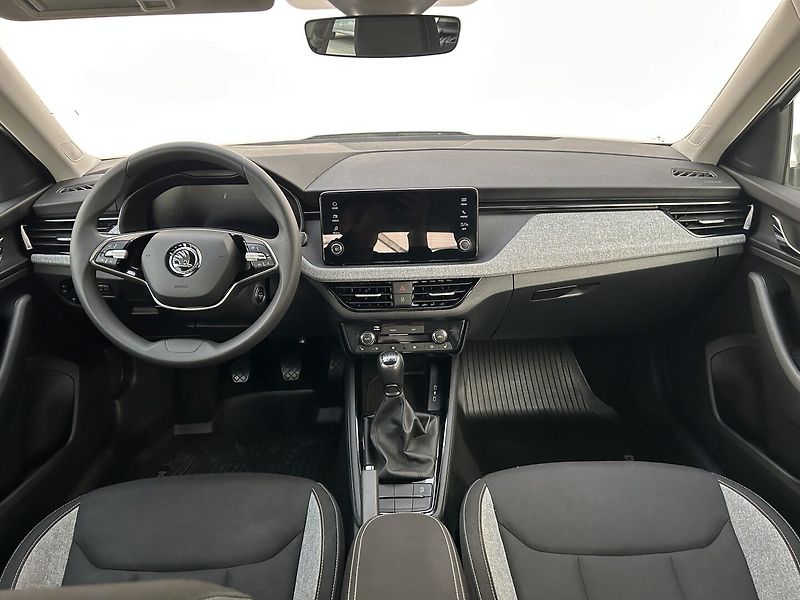 Škoda Kamiq 1.0 TS Selection - fotka 6 z 30