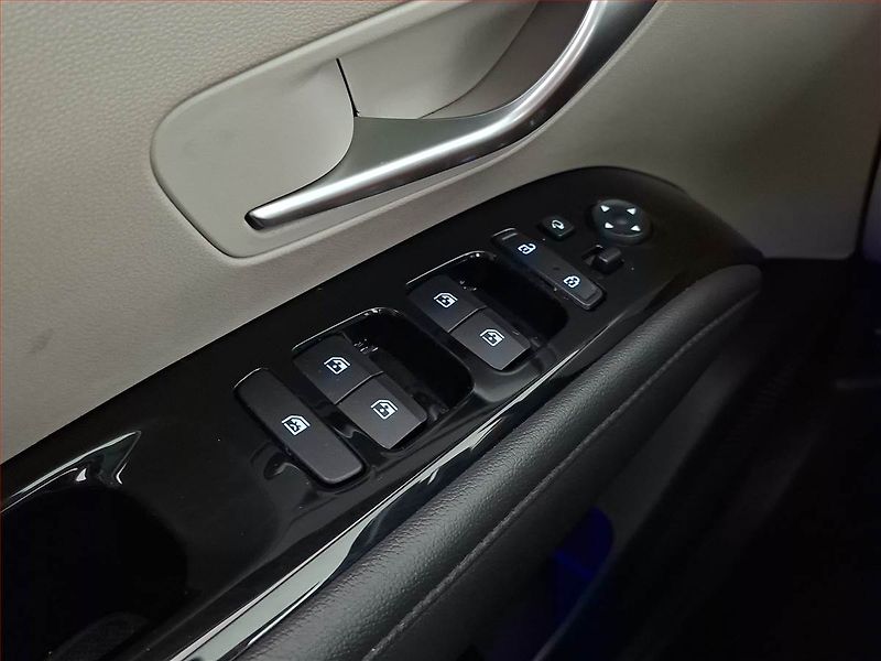 Hyundai Tucson (2020) 1.6 T-GDI HEV - fotka 20 z 26