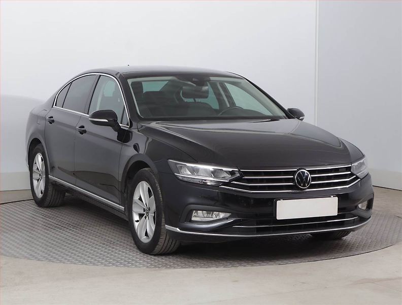 Volkswagen Passat (2021) Elegance 2.0 TDI - fotka 1 z 22