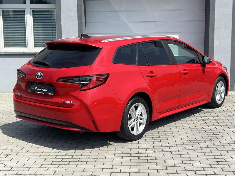 Toyota Corolla (2022) 1.8HYBRID Comfort KAMERA - fotka 4 z 21