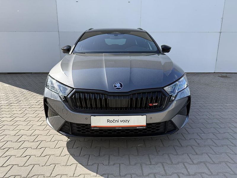 Škoda Octavia Combi DSG 2,0 TSi 195 kW RS - fotka 4 z 26