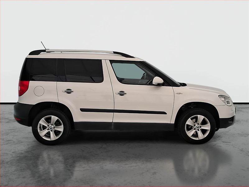 Škoda Yeti (2012) Elegance 2.0 TDI, Serv.kniha - fotka 6 z 17