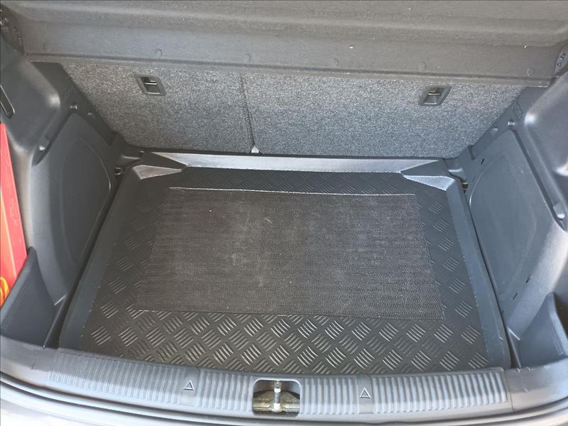 Škoda Fabia 1,4 16V,63KW,KLIMA,PO SERVISU - fotka 21 z 31