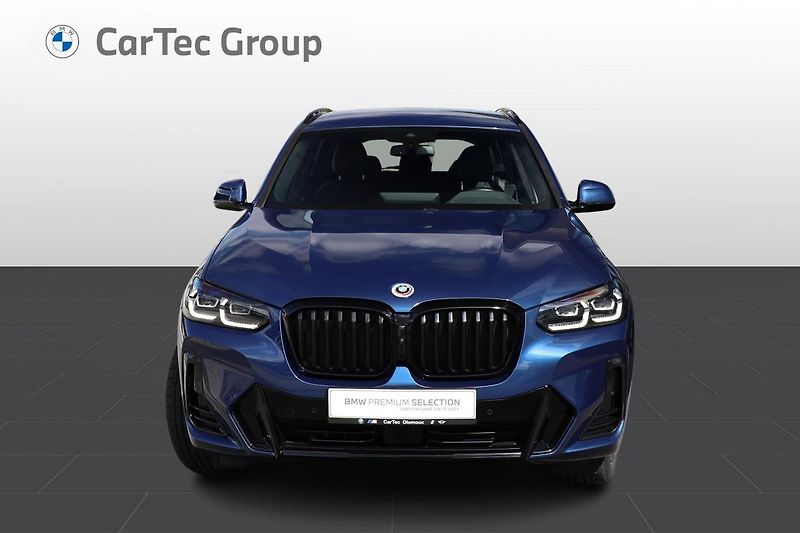 BMW X3 xDrive30d - fotka 2 z 14