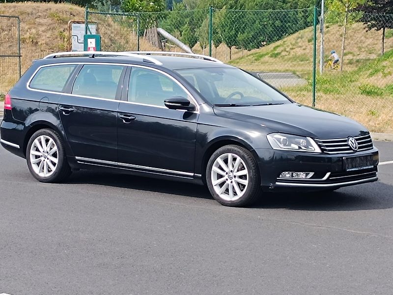 Volkswagen Passat (2013) VW Passat B7 2.0 TDI DSG 4x4 - fotka 17 z 31