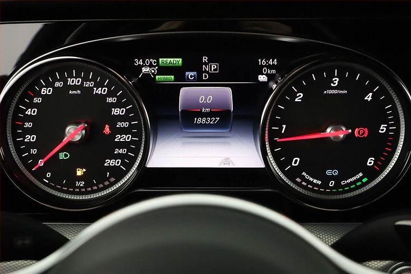 Mercedes-Benz Třídy E (2019) E 300 de - fotka 8 z 31