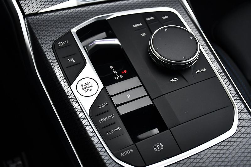 BMW Řada 3 320d xDrive M-SPORT 3L-ZÁRUKA  - fotka 25 z 41