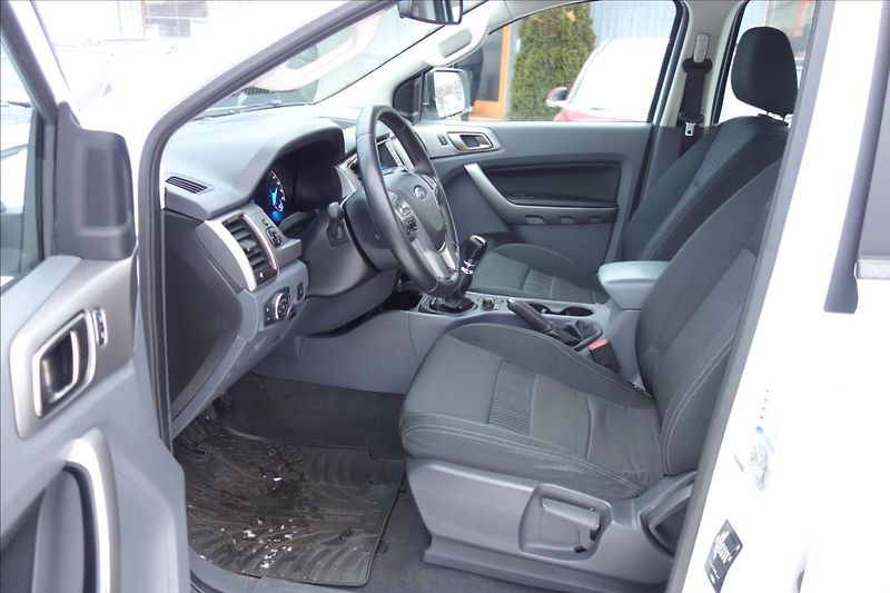 Ford Ranger 2,2 D 118KW, ČR, 2 MAJ., XLT. - fotka 10 z 31