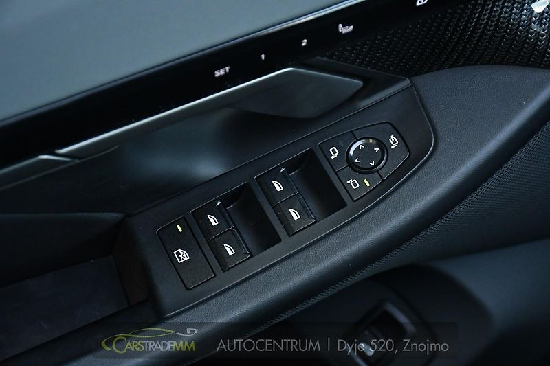 BMW Řada 5 520d xDrive MSPORT 3LZÁRUKA ČR - fotka 26 z 59