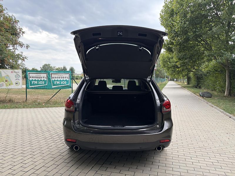 Mazda 6 2.2 D SKYACTIVE 110kw - fotka 18 z 31