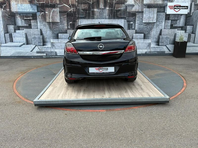 Opel Astra (2008) 1.9 CDTi, 110KW, GTC - fotka 7 z 29