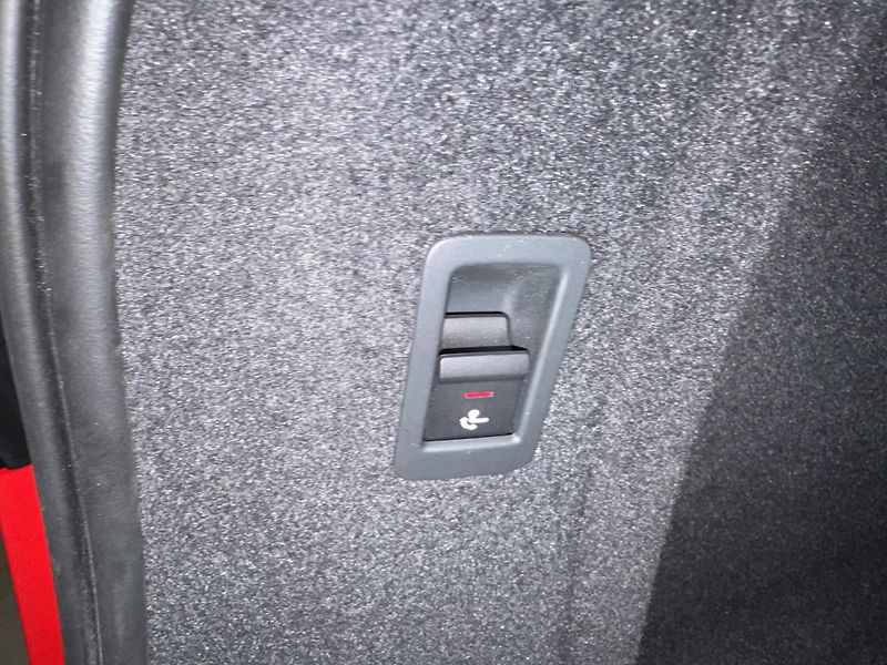 Audi RS 4 (2023) 2,9TFSi Avant quattro MATRIX - fotka 22 z 38